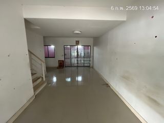 For sale 3 bedrooms townhouse in Prawet, Bangkok