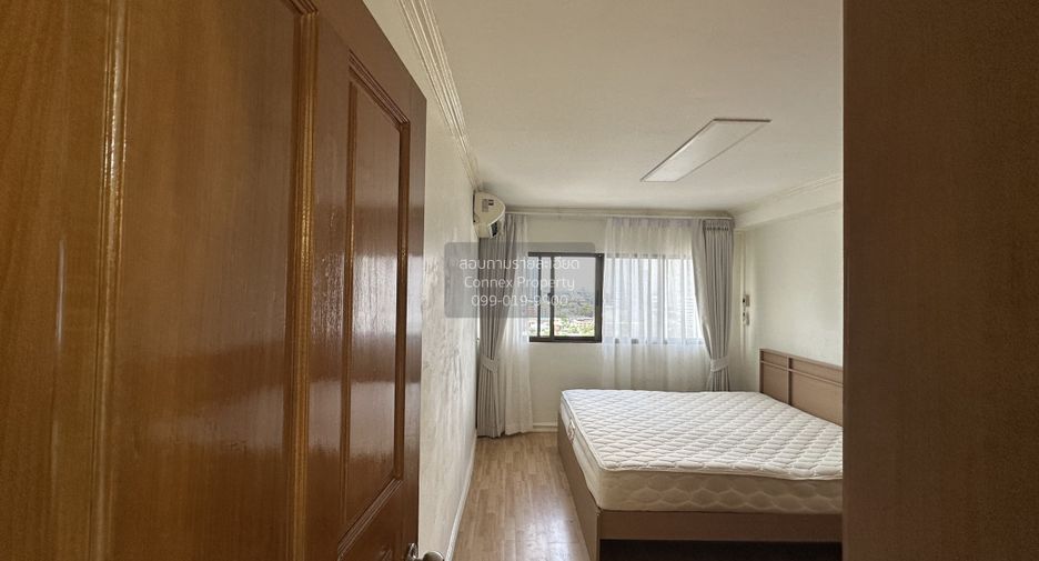 For sale 2 bedrooms condo in Watthana, Bangkok