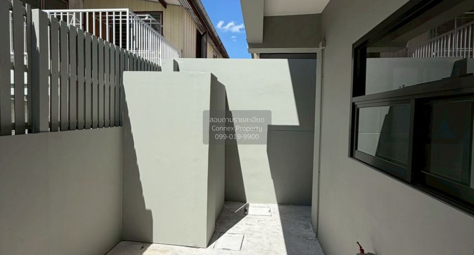 Casa adosada en venta de 3 habitaciones en Pathum Wan, Bangkok