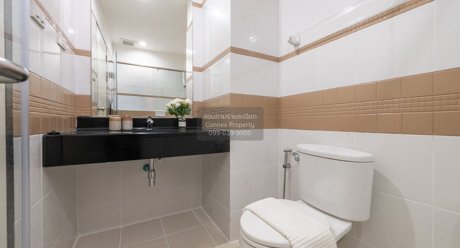 For sale 2 bedrooms condo in Yan Nawa, Bangkok