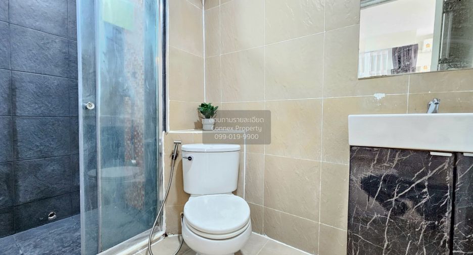 For sale 1 bed condo in Bang Kapi, Bangkok