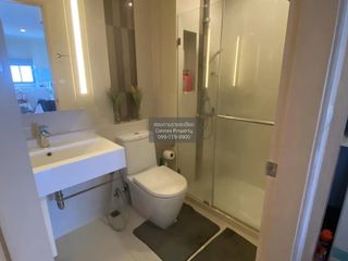 Condo en venta de 2 habitaciones en Phra Khanong, Bangkok