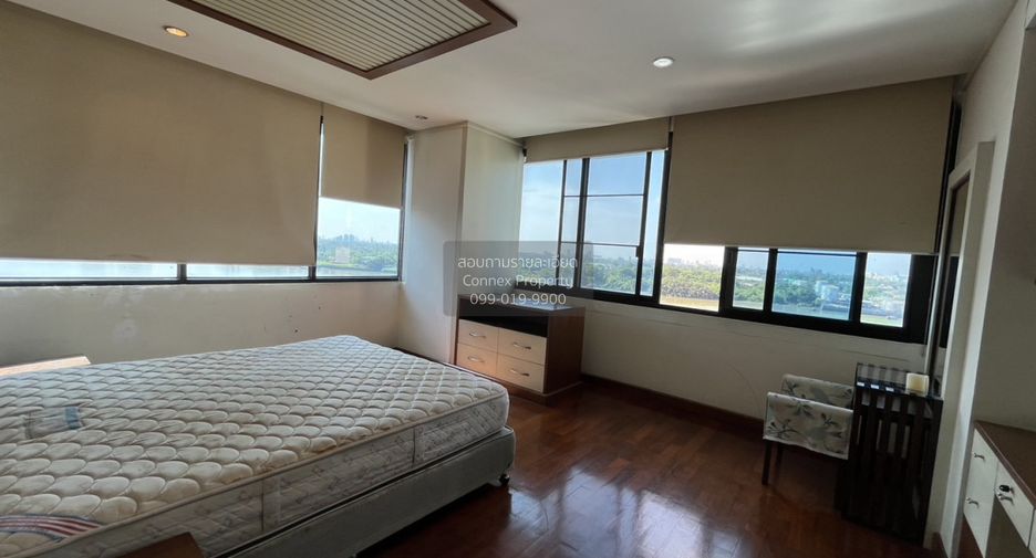 For sale 3 bedrooms condo in Yan Nawa, Bangkok