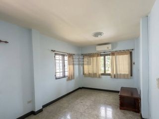 For sale 3 bedrooms house in Lat Krabang, Bangkok