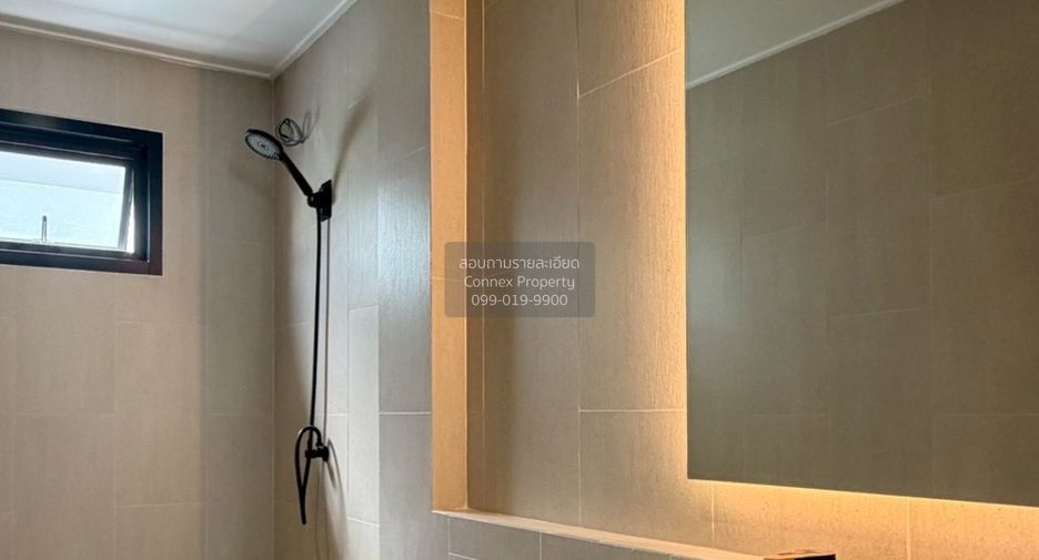 For sale 3 bedrooms house in Bang Khun Thian, Bangkok