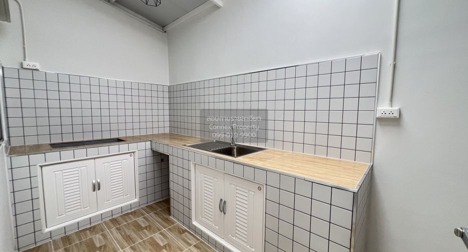 À vendre 3 chambres maison de ville à Bang Yai, Nonthaburi