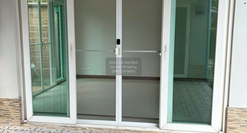 Casa en venta de 3 habitaciones en Pak Kret, Nonthaburi