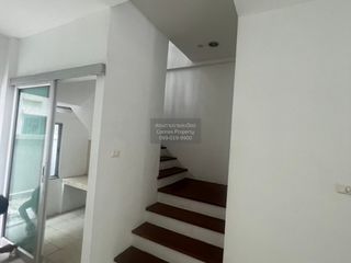 For sale 3 bedrooms townhouse in Bang Kapi, Bangkok