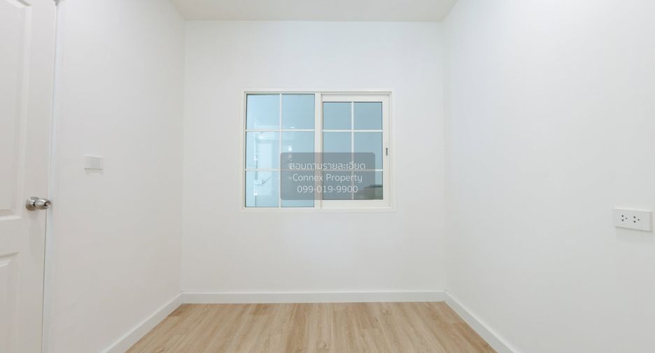 For sale 4 bedrooms townhouse in Prawet, Bangkok