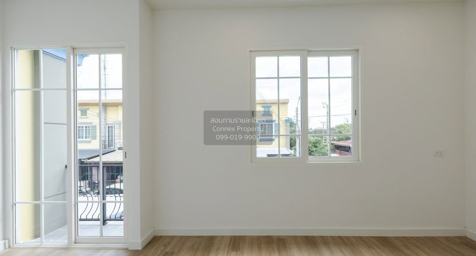 For sale 4 bedrooms townhouse in Prawet, Bangkok