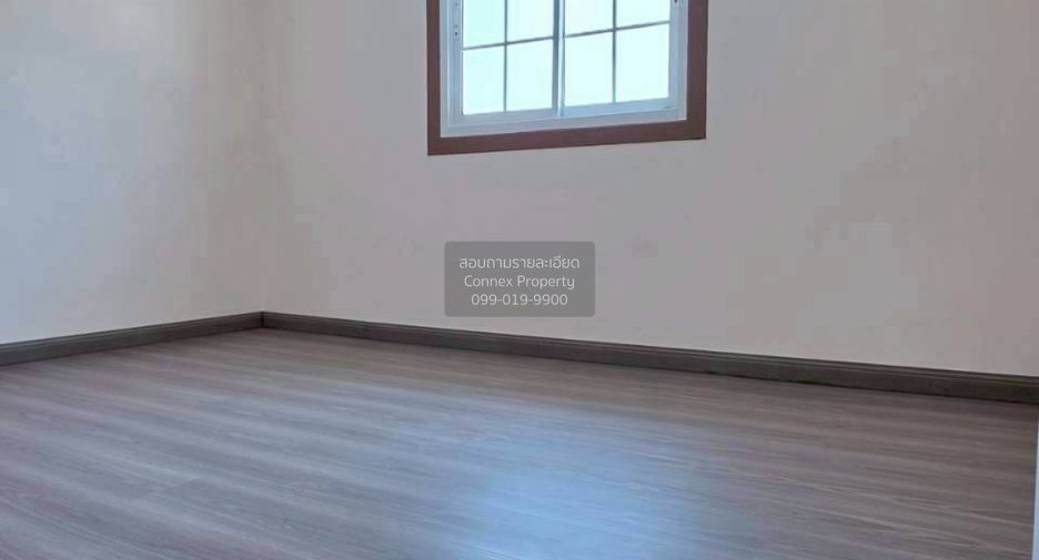 Casa adosada en venta de 4 habitaciones en Mueang Nonthaburi, Nonthaburi