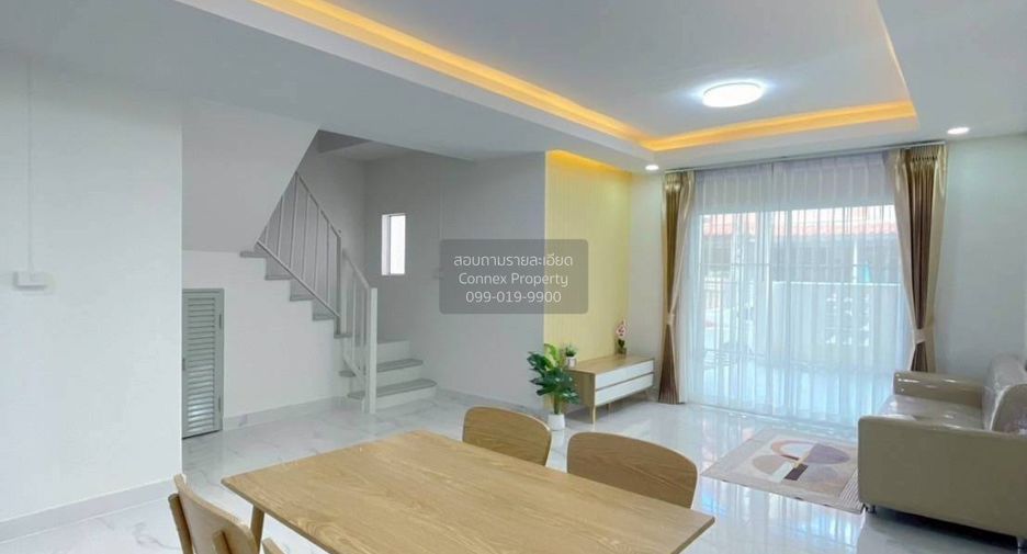 Reihenhaus zum Kauf mit 3 Zimmer in Khlong Luang, Pathum Thani