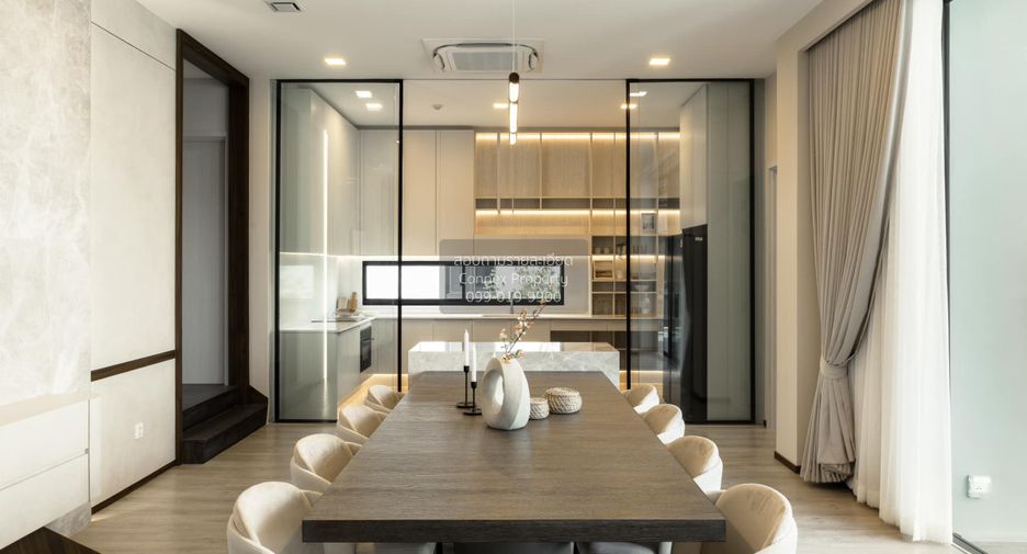 For rent 4 bedrooms house in Saphan Sung, Bangkok