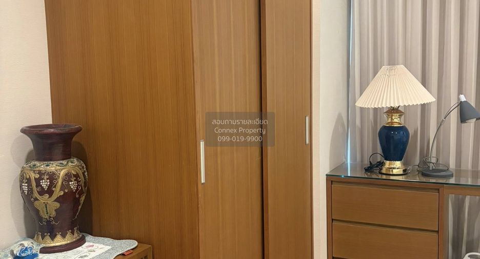 For rent 2 bedrooms condo in Khlong San, Bangkok