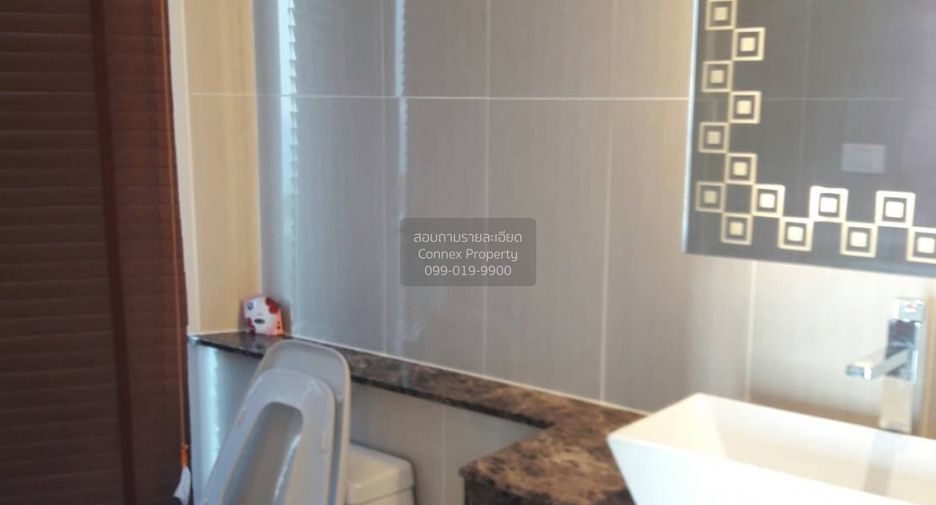 For rent 2 bedrooms condo in North Pattaya, Pattaya
