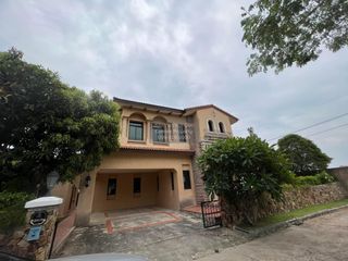 For rent 4 bedrooms house in Huay Yai, Pattaya