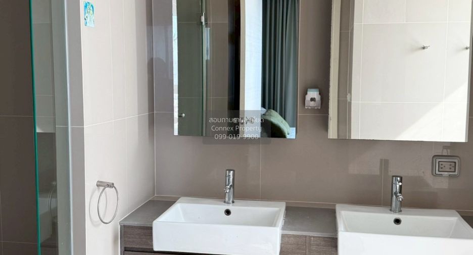 For rent 2 bedrooms condo in Huai Khwang, Bangkok