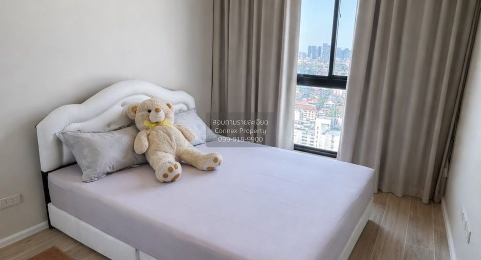 For rent 2 bedrooms condo in Huai Khwang, Bangkok