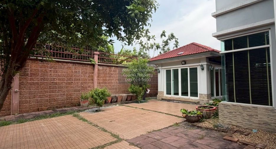 Casa en alquiler de 3 habitaciones en Pak Kret, Nonthaburi