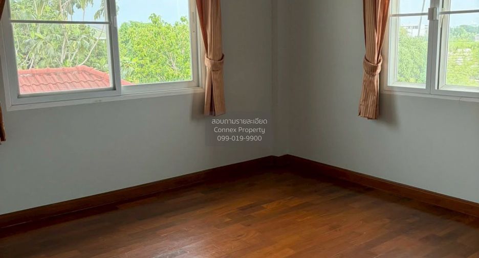 Casa en alquiler de 3 habitaciones en Pak Kret, Nonthaburi