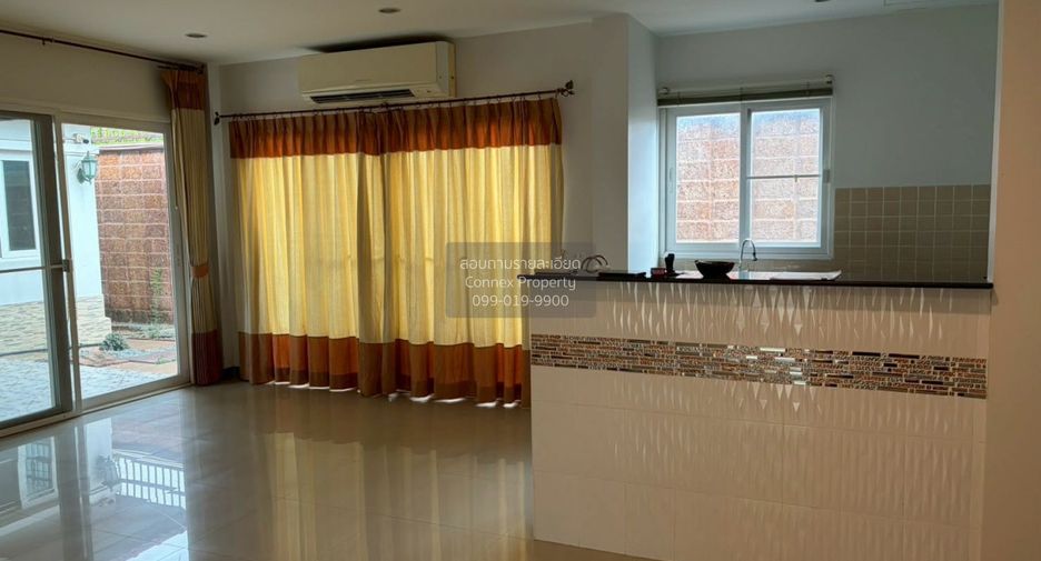 Casa en alquiler de 3 habitaciones en Pak Kret, Nonthaburi