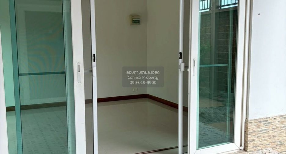 Casa en alquiler de 3 habitaciones en Pak Kret, Nonthaburi