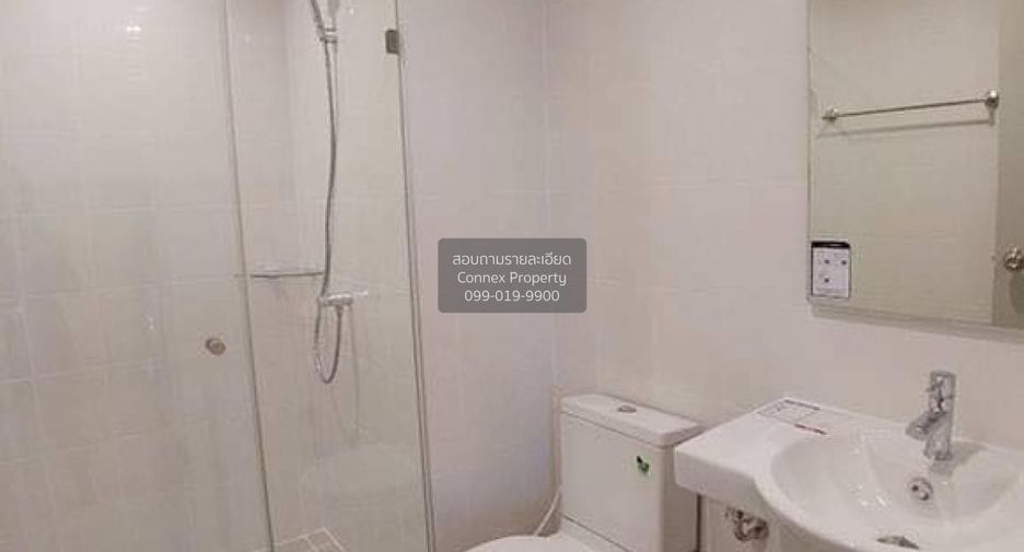 For rent 2 bedrooms condo in Thon Buri, Bangkok