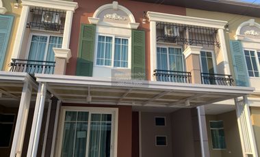 出租 2 卧室 联排别墅 在 Bang Phli, Samut Prakan