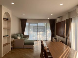 出租 4 卧室 独立屋 在 Mueang Pathum Thani, Pathum Thani