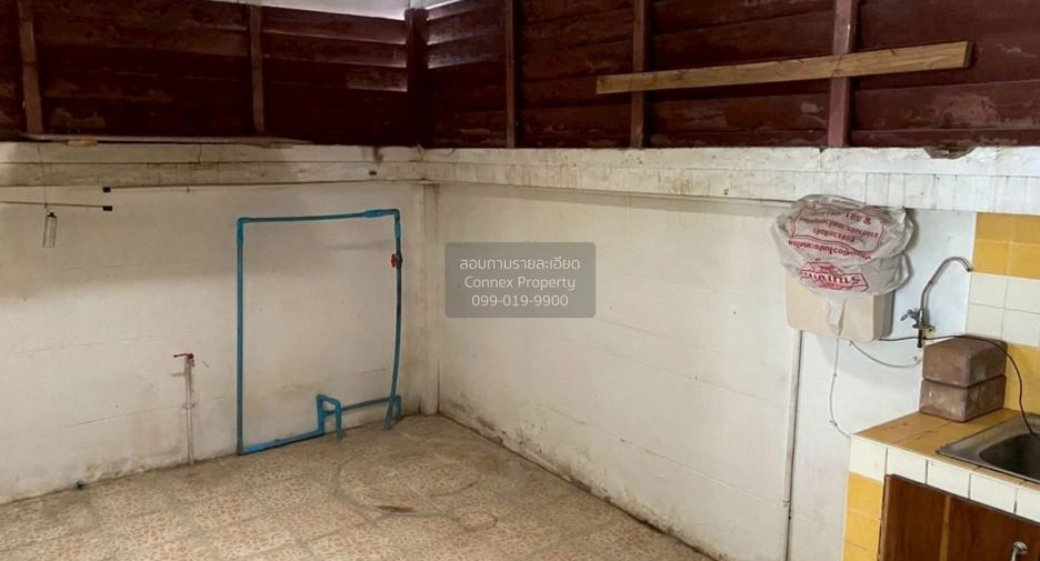 For rent 3 bedrooms townhouse in Chatuchak, Bangkok