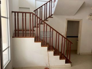 Casa adosada en alquiler de 3 habitaciones en Chatuchak, Bangkok