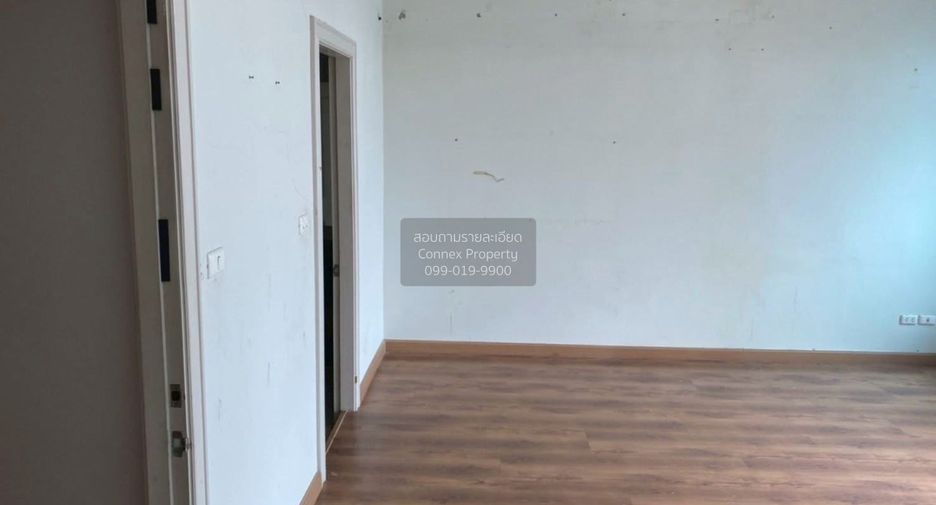 For rent 3 bedrooms townhouse in Chatuchak, Bangkok