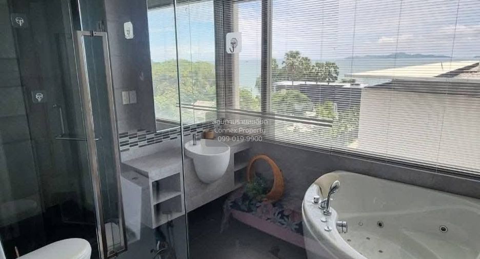 For rent 2 bedrooms condo in North Pattaya, Pattaya
