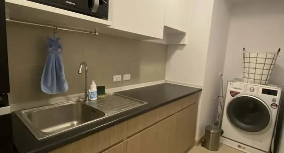 For sale and for rent 2 bedrooms condo in Huai Khwang, Bangkok
