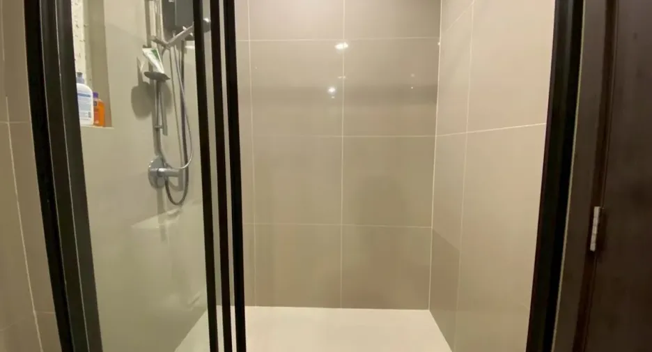 For sale and for rent 1 bed condo in Huai Khwang, Bangkok