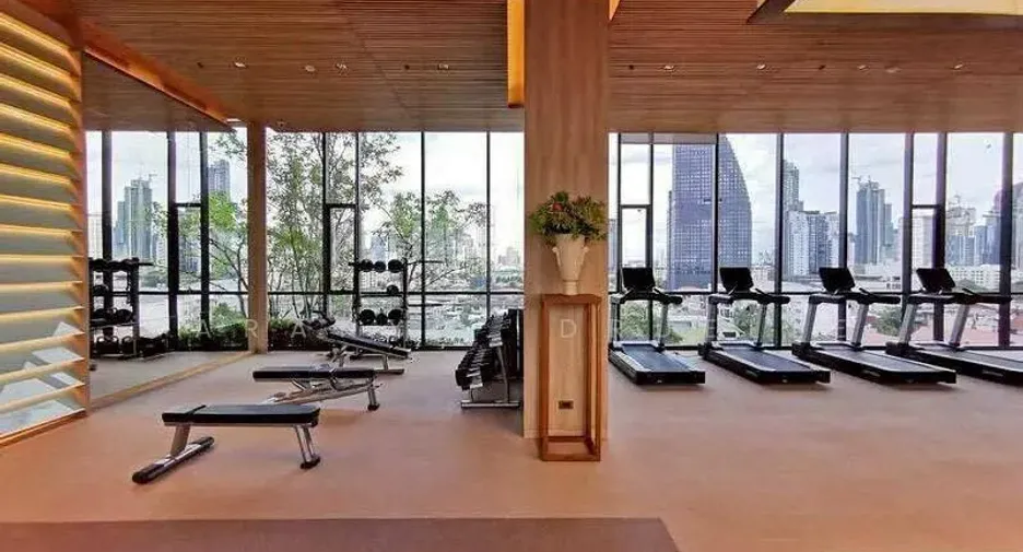 For rent 1 bed condo in Khlong Toei, Bangkok