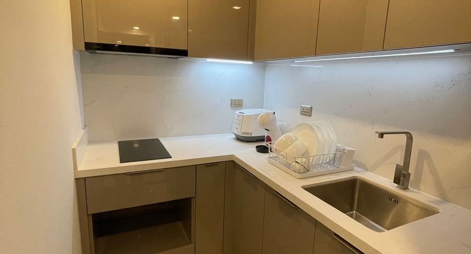 For sale and for rent 1 bed condo in Huai Khwang, Bangkok