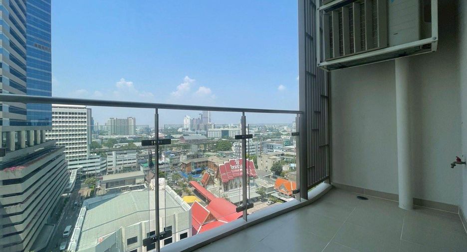 For rent 2 bedrooms condo in Watthana, Bangkok