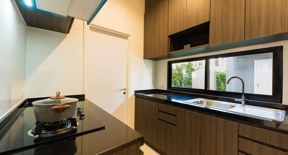 For sale 4 bedrooms house in Mueang Phuket, Phuket