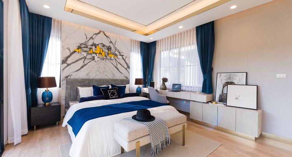 For sale 4 bedrooms house in Mueang Phuket, Phuket