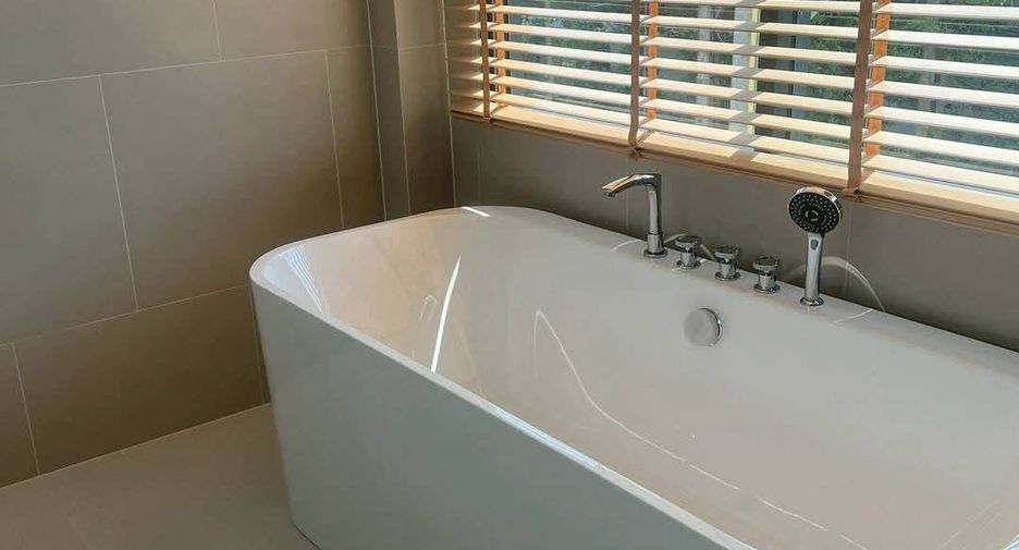 For rent 4 bedrooms house in Hang Dong, Chiang Mai