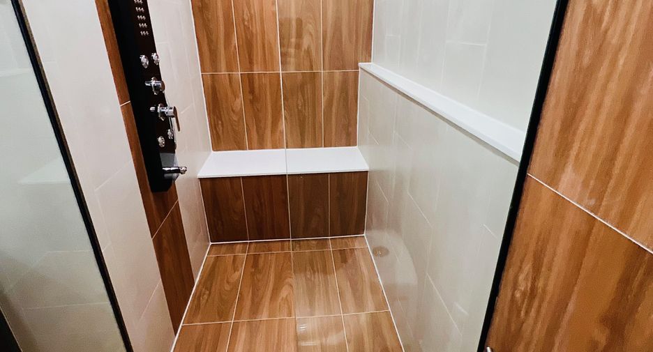 À vendre et à louer studio condo à Bang Lamung, Chonburi