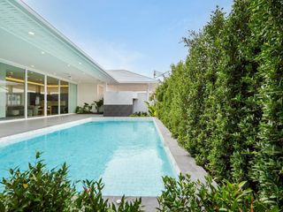 For rent 4 bedrooms villa in Hua Hin, Prachuap Khiri Khan