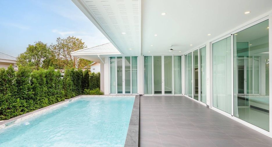 For rent 4 bedrooms villa in Hua Hin, Prachuap Khiri Khan