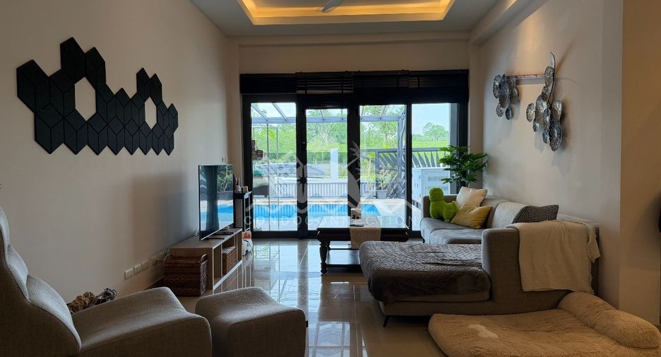 For rent 3 bedrooms house in East Pattaya, Pattaya