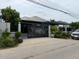 For rent 3 bedrooms house in Bang Lamung, Chonburi