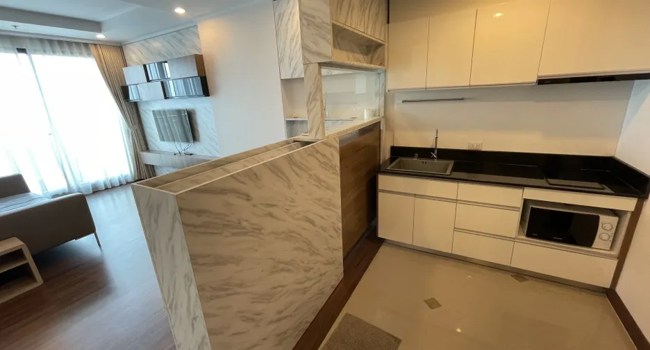 For rent 1 bed condo in Sathon, Bangkok