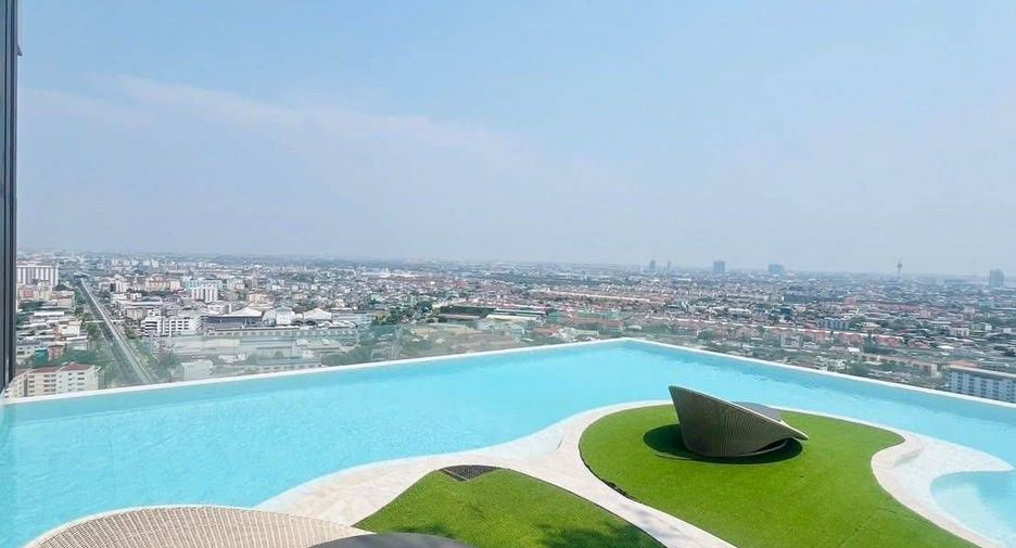 For sale 2 bedrooms condo in Mueang Samut Prakan, Samut Prakan