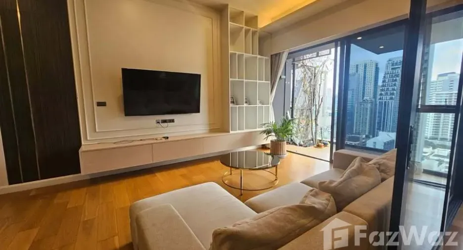 For rent 3 bedrooms condo in Watthana, Bangkok