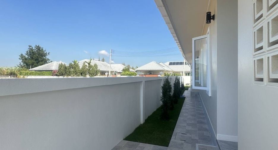 For rent 3 bedrooms villa in Hua Hin, Prachuap Khiri Khan